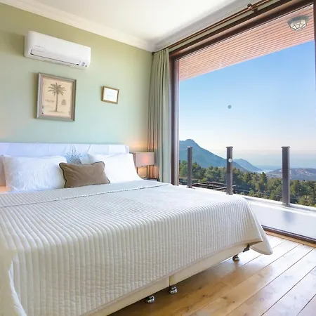 Margaz Sleeps 8 With Pool Air Con And Wifi *