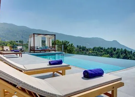 Margaz Sleeps 8 With Pool Air Con And Wifi Uzumlu (Mediterranean)